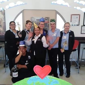 Meet your Posher, Albertmary